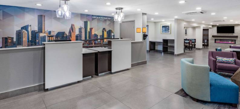 休斯顿西南拉昆塔温德姆套房酒店(La Quinta Inn & Suites by Wyndham Houston Southwest)图片