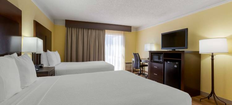 凤凰古德伊尔贝斯特韦斯特酒店(Best Western Phoenix Goodyear Inn)图片