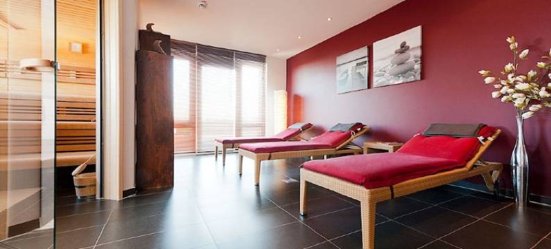 滨江大酒店(Riverside Hotel)图片