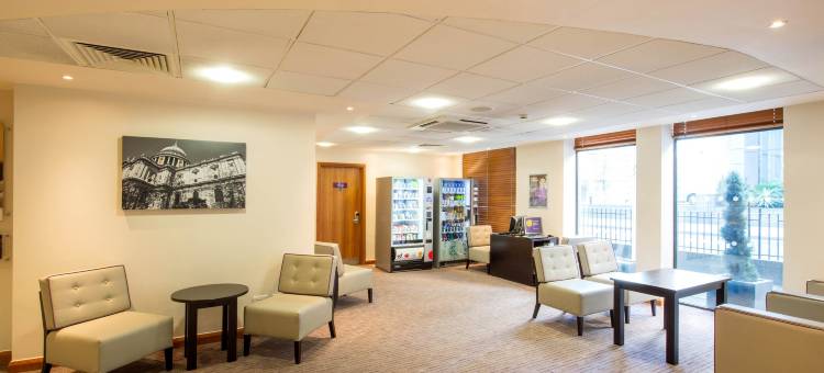 伦敦市普瑞米尔酒店 - 塔山(Premier Inn London City (Tower Hill))图片