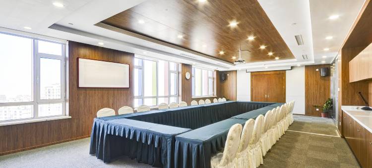 定兴康城大酒店图片