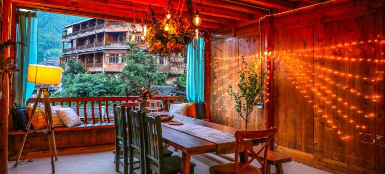 西江千户苗寨又见老友记观景客栈图片