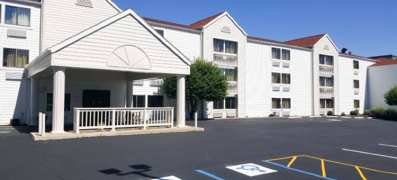 马里兰高地圣路易斯6号汽车旅馆(Motel 6 Maryland Heights, MO)图片