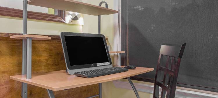 米利奇维尔戴斯酒店(Days Inn by Wyndham Milledgeville)图片