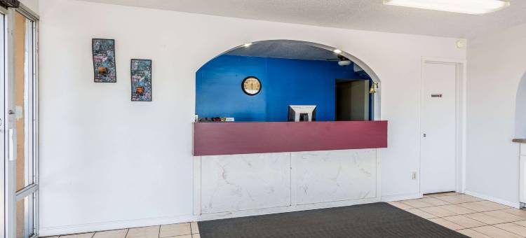 罗德威酒店-丹麦-杰克逊(Rodeway Inn Denmark-Jackson)图片