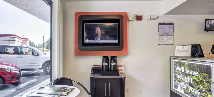 6梅德福南汽车旅馆(Motel 6 Medford, or)图片