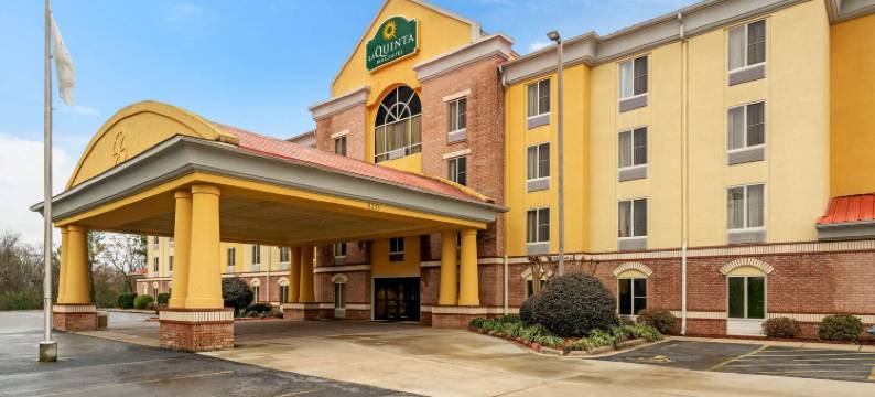 温泉城拉昆塔温德姆套房酒店(La Quinta Inn & Suites by Wyndham Hot Springs)图片