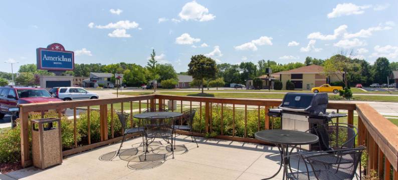 西本德AmericInn酒店(AmericInn by Wyndham West Bend)图片