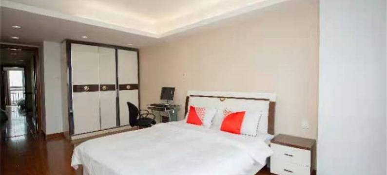 月半湾复式海景民宿(海峰路分店)图片