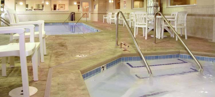 印第安纳波利斯机场南丽怡酒店(Country Inn & Suites by Radisson, Indianapolis Airport South, IN)图片