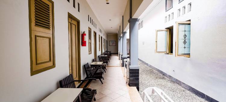 Super OYO 2436 肯查纳酒店(Super OYO 2436 Hotel Kencana)图片