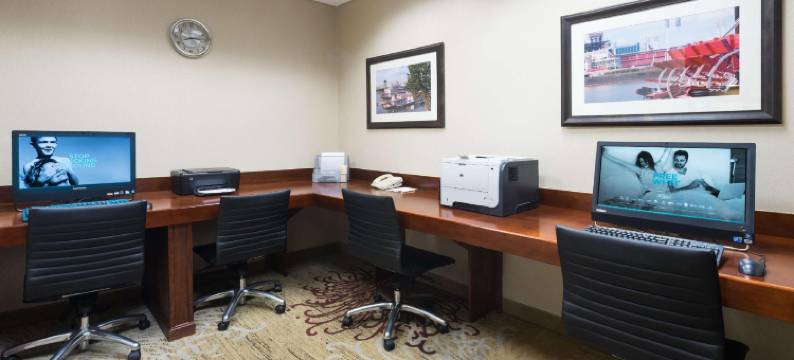 希尔顿逸林套房酒店辛辛那提-蓝灰(DoubleTree Suites by Hilton Cincinnati - Blue Ash)图片