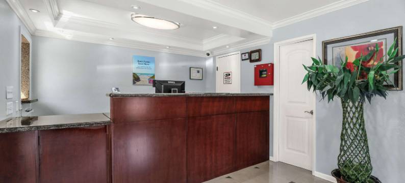 加利福尼亚卡尔斯巴德 - 北 6 号汽车旅馆(Motel 6 Carlsbad, CA - North)图片