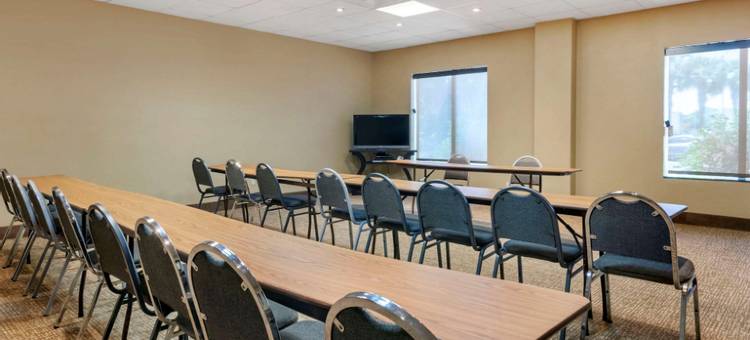 杰克逊维尔西舒适套房酒店(Comfort Suites West Jacksonville)图片