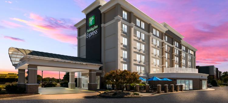 Holiday Inn Express 汉普顿(Holiday Inn Express HAMPTON - COLISEUM CENTRAL by IHG)图片
