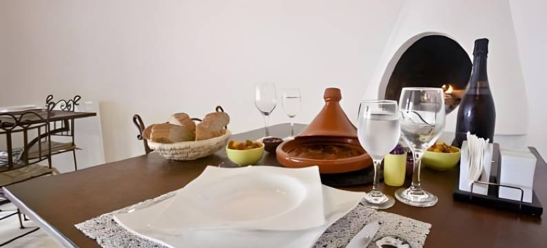 艾尔马蒂摩洛哥传统庭院住宅(Riad El Maâti)图片