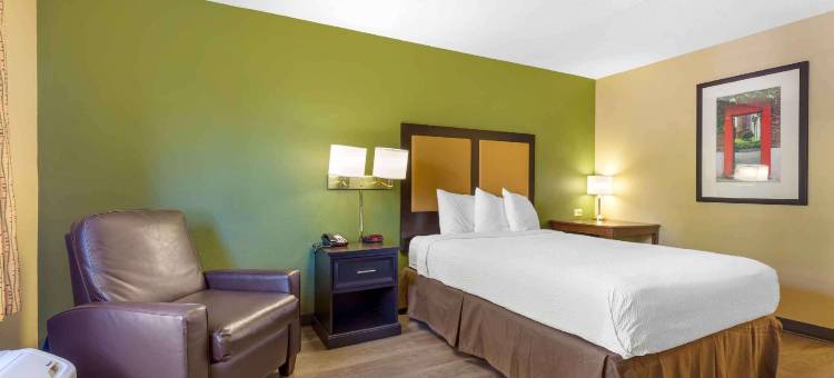 切萨皮克-丘奇兰大道-长住美国精选套房酒店(Extended Stay America Select Suites - Chesapeake - Churchland Blvd)图片