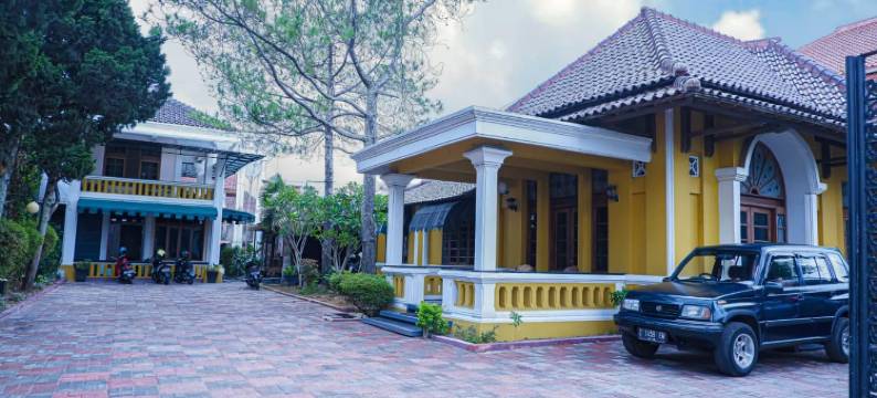 亚斯敏伊斯兰旅馆(Wisma Yasmin Syariah)图片