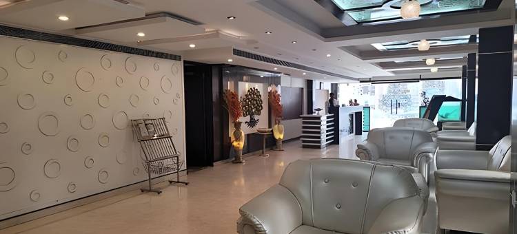 Fabhotel拉吉住宅二号酒店(Fabhotel Raj Residency II)图片