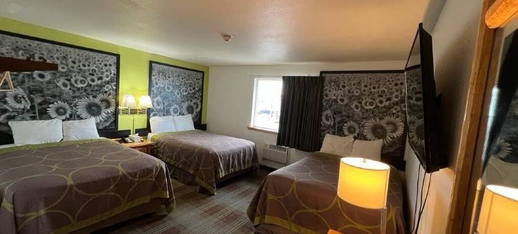 鲍威尔温德姆速8酒店(Super 8 by Wyndham Powell)图片