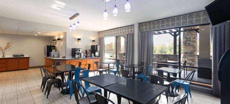 纳什维尔机场-布里利呗盟套房酒店(Baymont by Wyndham Nashville)图片