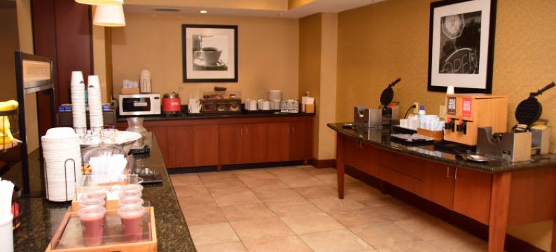 希尔顿欢朋套房酒店-印第安纳(Hampton Inn Indiana)图片