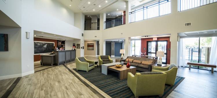 亚利桑那州坦佩/凤凰城机场欢朋酒店(Hampton Inn & Suites Tempe/Phoenix Airport)图片