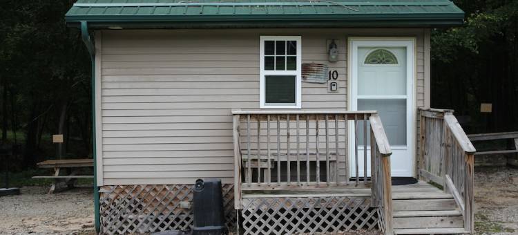 Cedar River Ranch Studio Cabin # 10 near beautiful Cedar River.图片