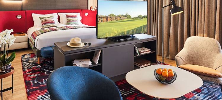 Cabot Bordeaux MGallery Collection图片