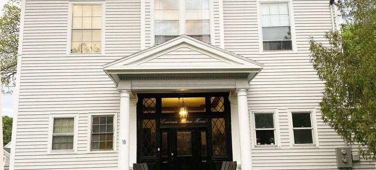 3500 SF Original School transformed into an artful,  gorgeous village home, yard图片