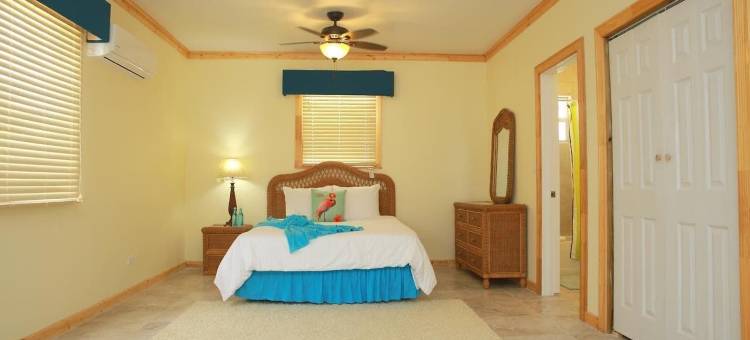 埃克苏马海滩角(Exuma Beach Point)图片