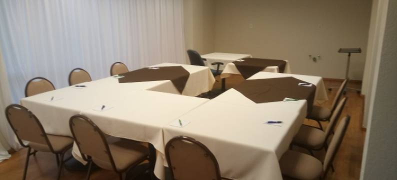 TJ的R INN(REAL INN DE TIJUANA BOULEVARD AGUA CALIENTE)图片