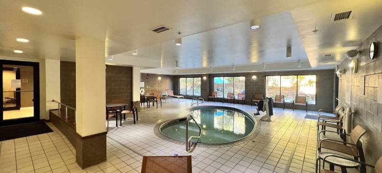 宾厄姆顿万怡酒店(Courtyard Binghamton)图片