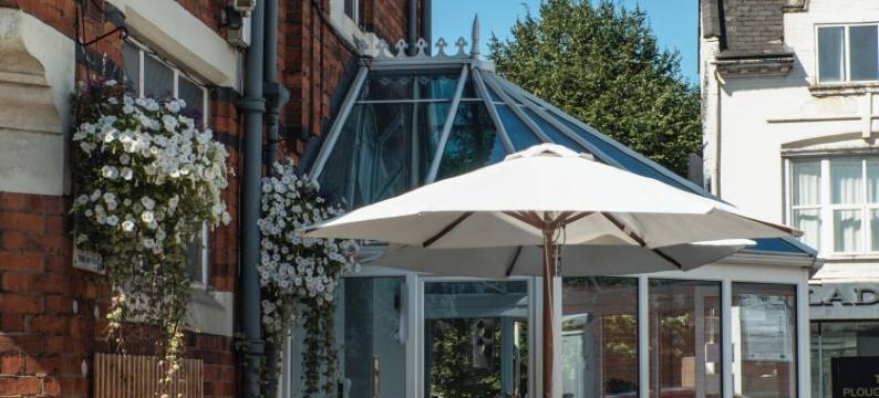 贝斯特韦斯特普劳酒店(Best Western the Plough Hotel)图片