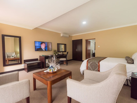 利隆圭太阳鸟酒店