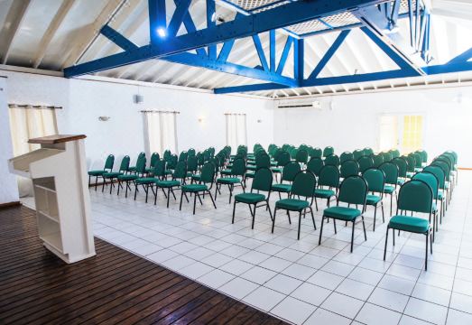 Visa Lodge Hotel Overview