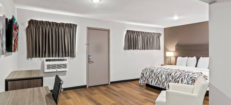 红屋顶客栈德里奥(Red Roof Inn Del Rio)图片