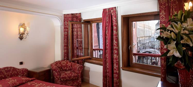 圣马可豪华套房酒店(Suites Torre Dell'Orologio)图片