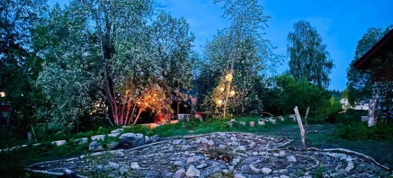 湖畔浪漫温泉别墅，配备壁炉(Romantic Spa Villa with Fireplace by the Lake)图片