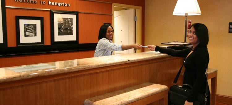 希尔顿欢朋酒店-纽波特纽斯(Hampton Inn Hampton-Newport News)图片