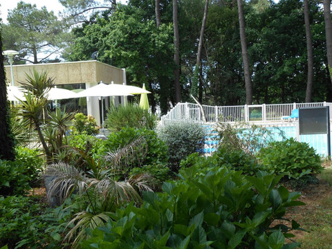 洛里昂公寓酒店