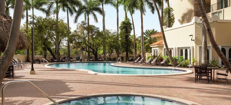 迈阿密国际机场希尔顿旗下大使套房酒店(Embassy Suites by Hilton Miami International Airport)图片