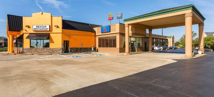 田纳西克拉克斯维尔 6 号汽车旅馆(Motel 6 Clarksville, TN)图片