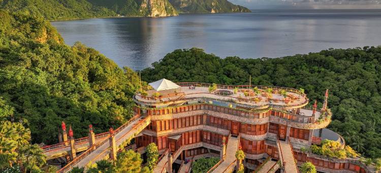 翡翠山度假村(Jade Mountain)图片