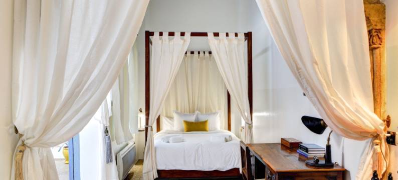 里亚德阿马里斯(Riad Amaris)图片