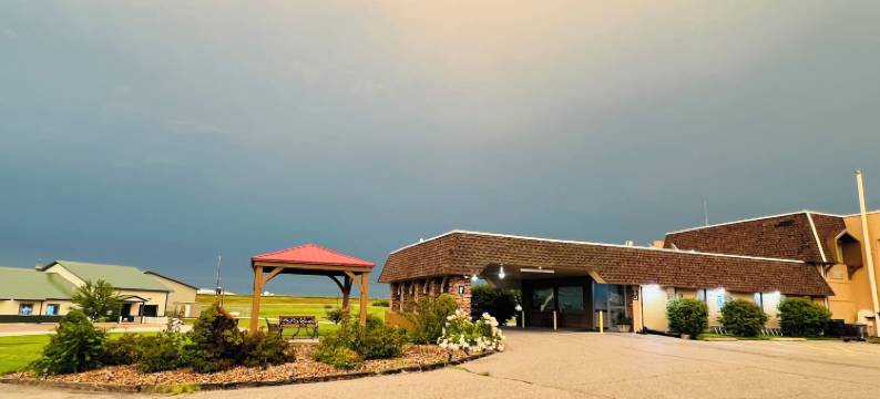 霍姆顿套房酒店(Hometown Inn & Suites)图片