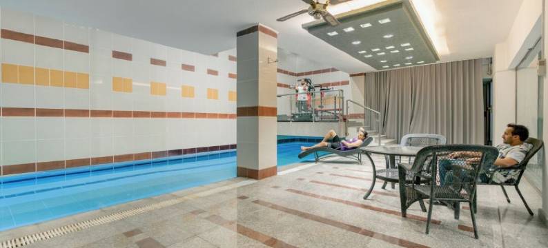 位于阿尔马拉斯的5卧室别墅-200平方米|带5个独立浴室(Sands Inn Hostel - City Center)图片