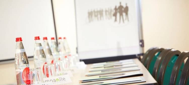 钟楼巴黎东伯比妮酒店(Campanile Paris Est - Bobigny)图片