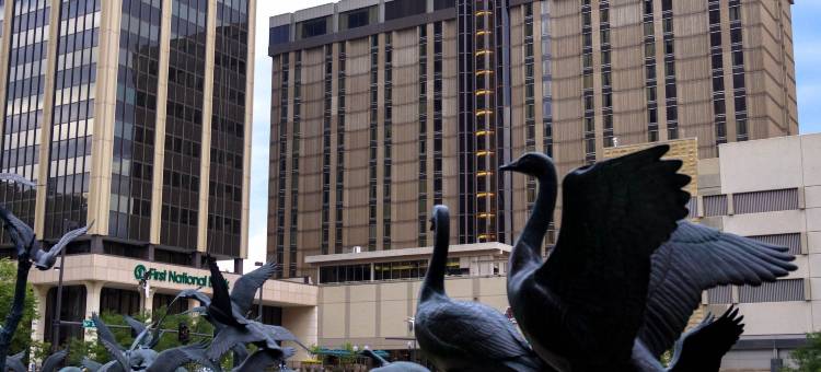 奥马哈市区逸林酒店及行政会议中心(DoubleTree by Hilton Hotel Omaha Downtown)图片