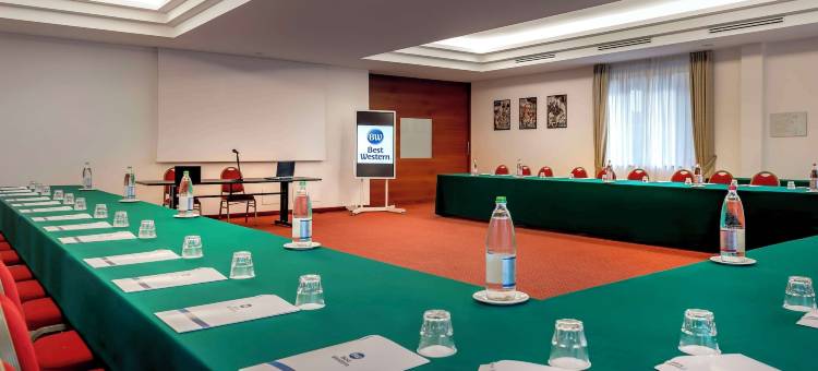 卡瓦利瑞德拉科洛纳贝斯特韦斯特酒店(Best Western Hotel Cavalieri Della Corona)图片